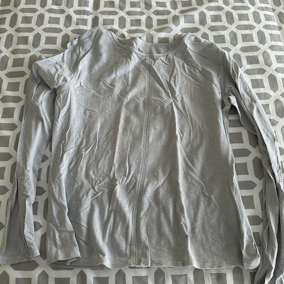 Lululemon long sleeve shirt - Picture 1 of 2